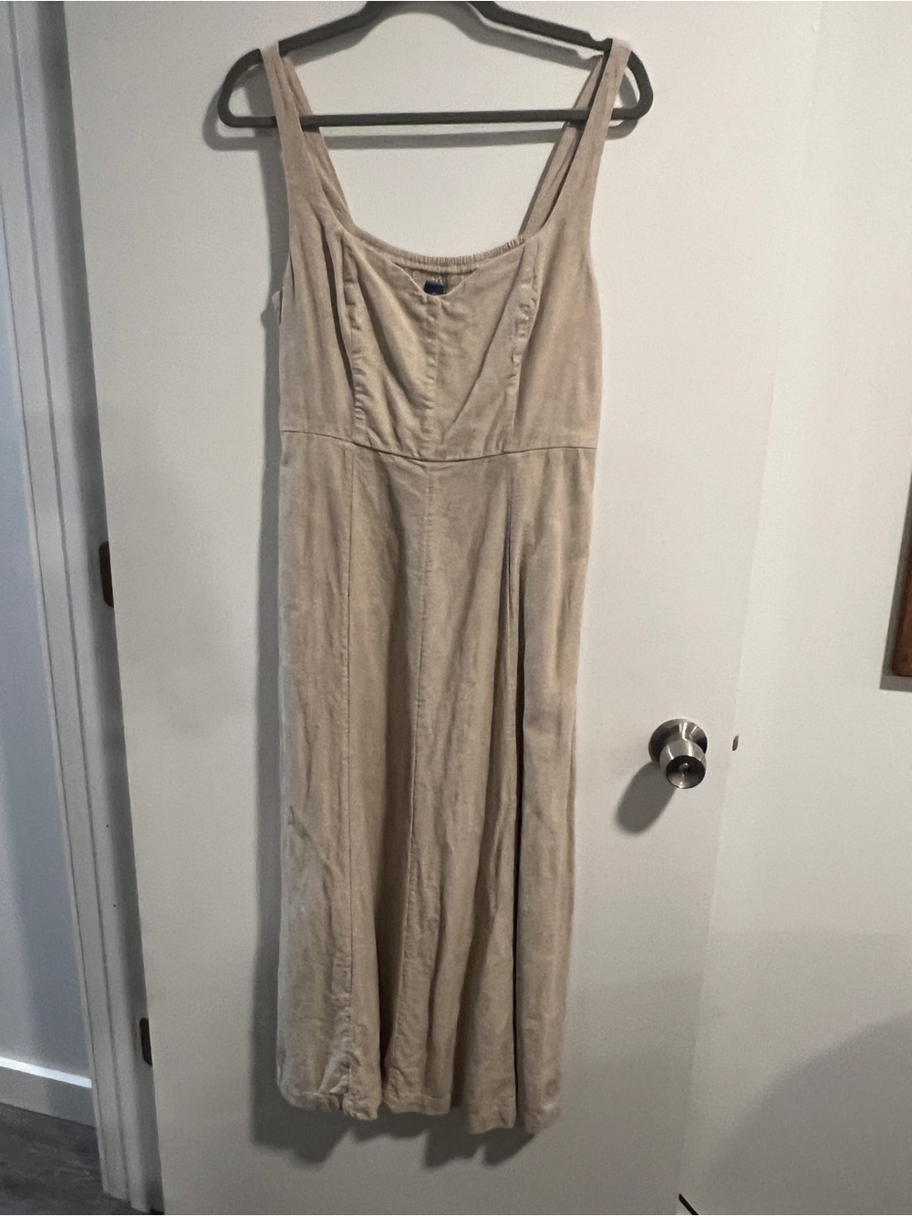 TALL Old Navy Sleeveless Beige Maxi Dress with Scoop Neck
